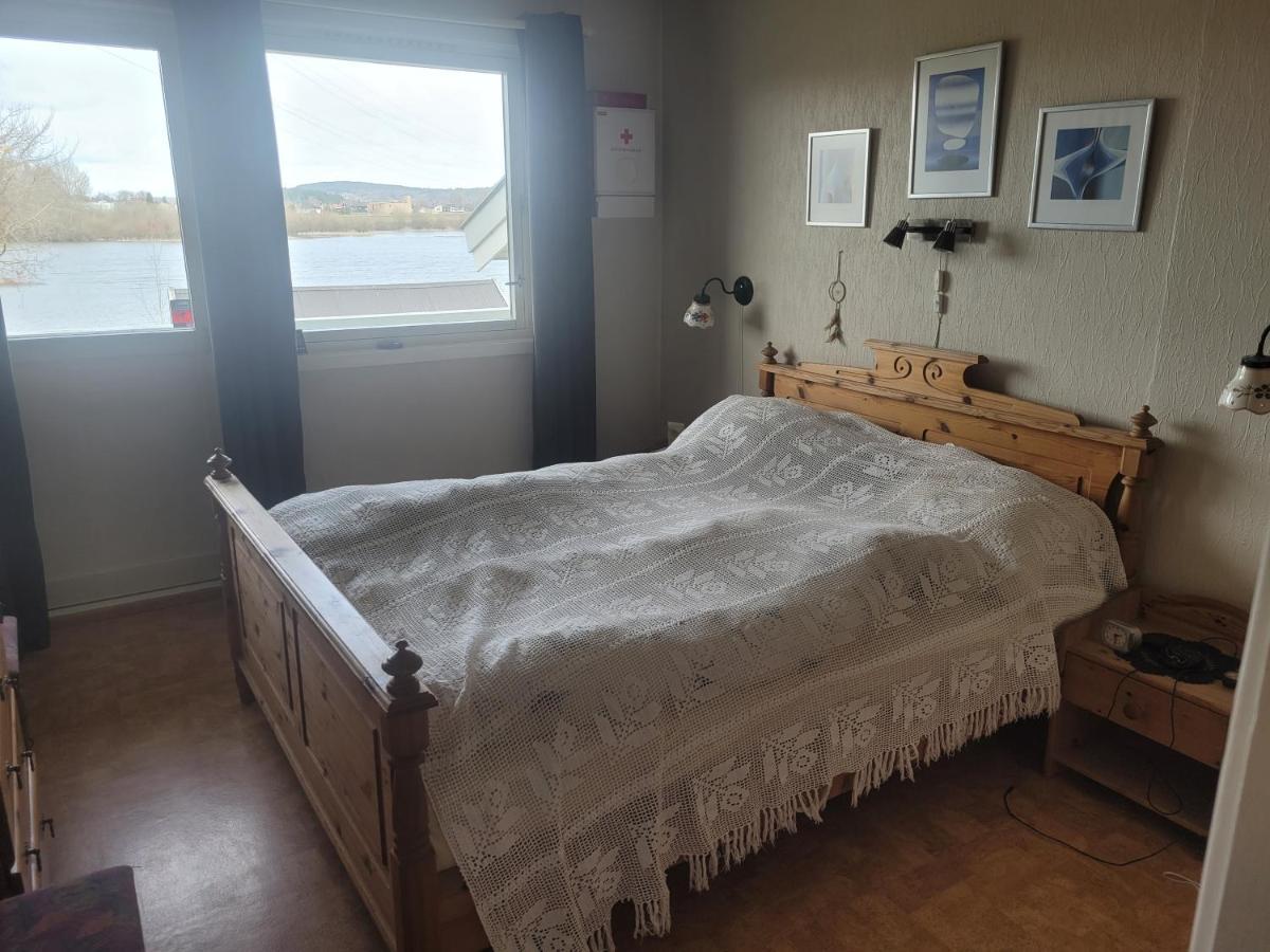 Hus Ved By * Lillestrom